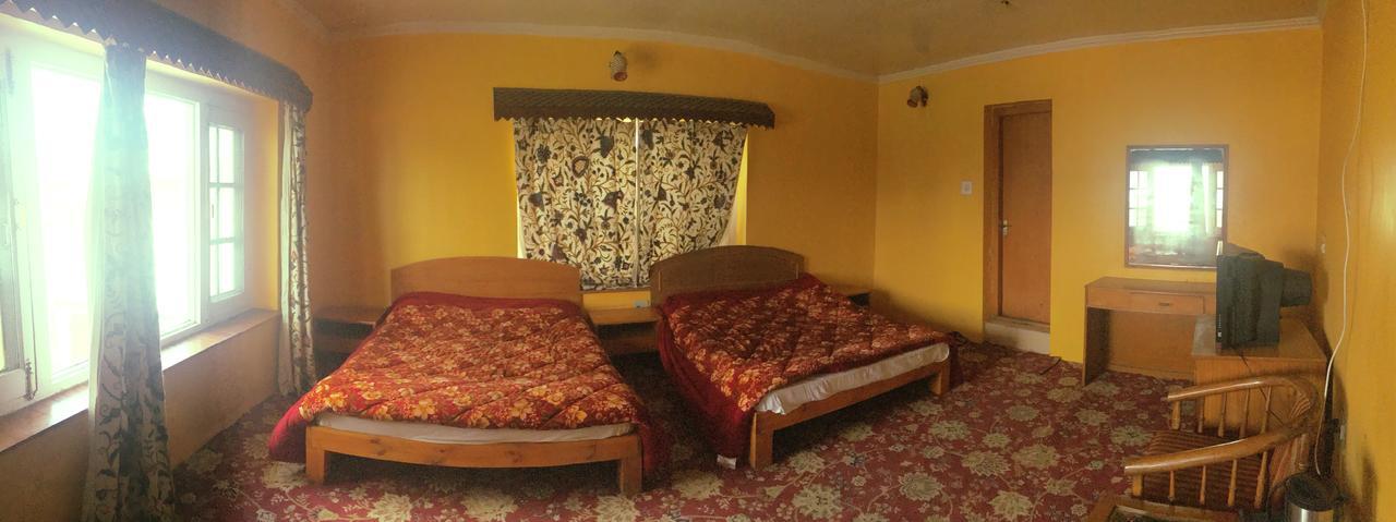 Hotel Royal Residency Srīnagar Exterior foto